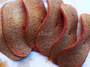 Арахис в глазури: Ресторанные гренки с беконом