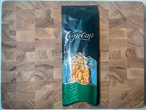 Сыр 60 гр ГОРНЫЙ СЫРОВАР (Бочонок копчёный с аджикой) во Владивостоке