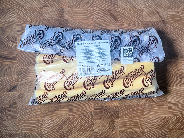Сыр 1 кг ГОРНЫЙ СЫРОВАР (Балыковый копчёный) во Владивостоке
