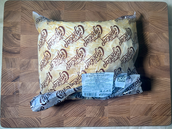 Сыр 1 кг ГОРНЫЙ СЫРОВАР (Паутинка со вкусом красной икры) во Владивостоке